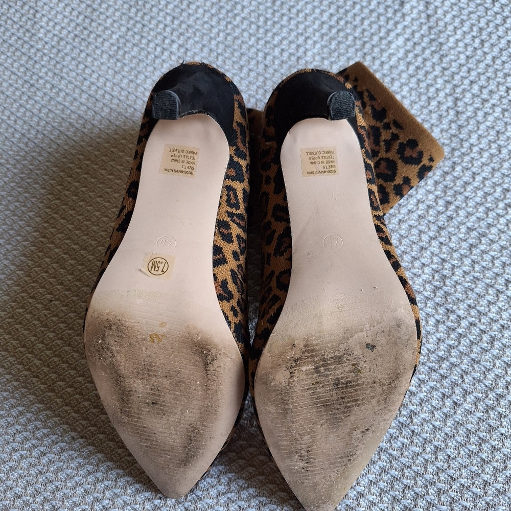 Leopard Print Ankle Boots - Picture 7 of 12